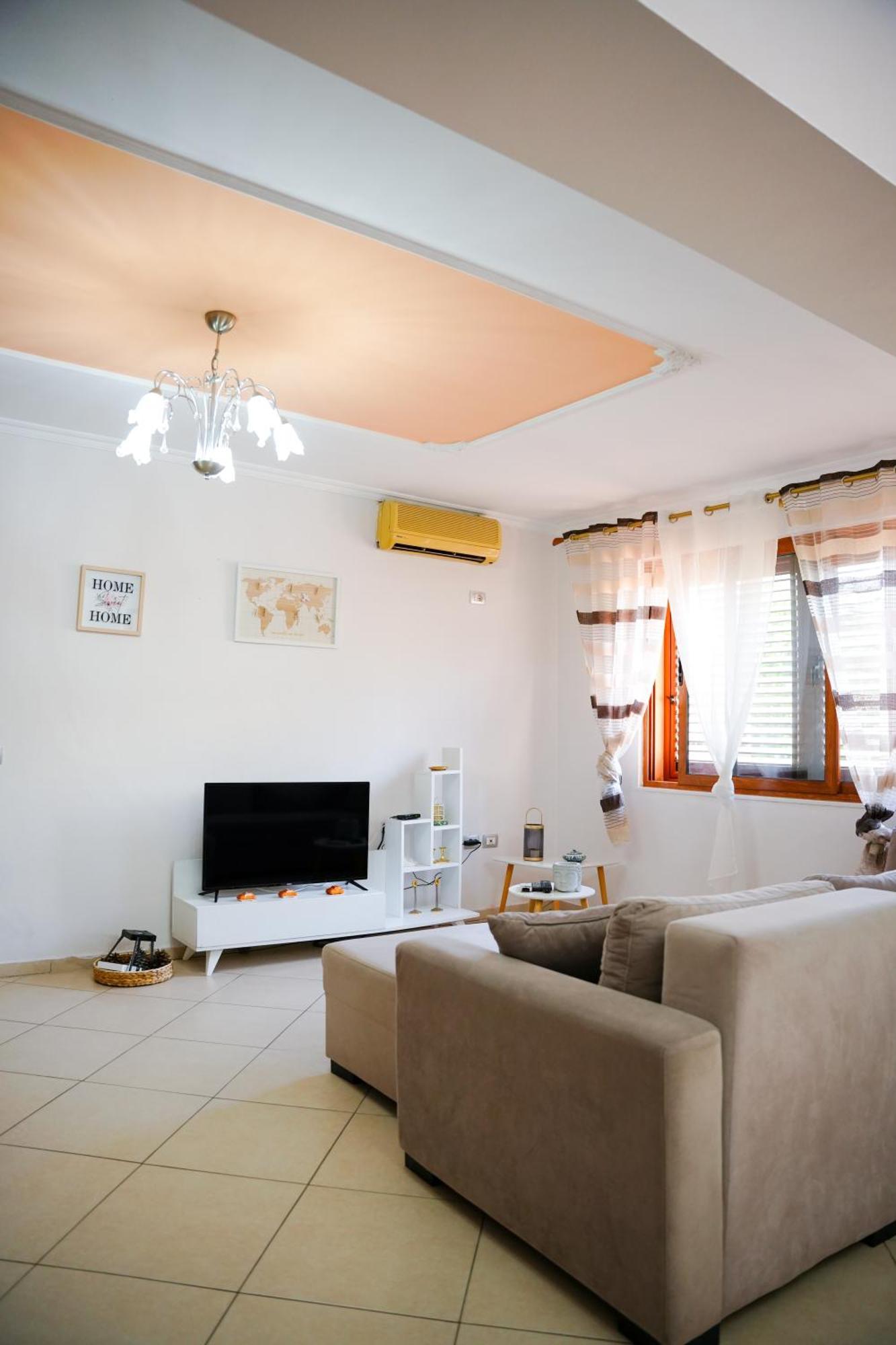Tirana Centre Lions Gate 1 Apartment Exterior photo